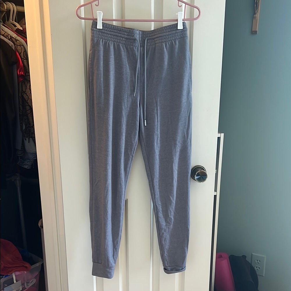 Gray Sweatpants with Elastic Waistband and Tapered Legs
